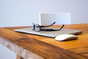 Pirineum es una empresa de comunicación global especializada en el ámbito de la comunicación: diseño web y gráfico, gestión y creación de contenidos, editorial y prensa.